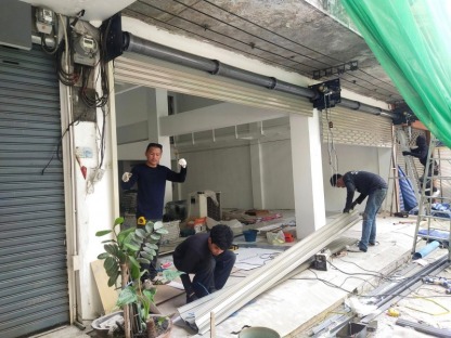 รับซ่อมประตูม้วนระบบไฟฟ้า กรุงเทพ - ช่างประตูม้วน นนทบุรี พีเจ ชัตเตอร์