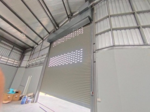 บริการติดตั้งประตูม้วนโรงงานราคาพิเศษ